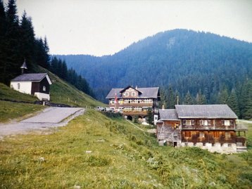 05. Bad Innerlaterns image-7079