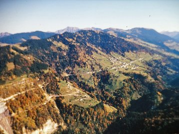 02. Laternsertal - Luftbild taleinwärts image-7080