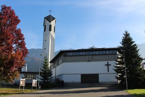 16a. Pfarrkirche St. Konrad (Außenansicht)