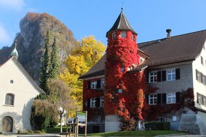 10b. Das Rathaus (Rückansicht)