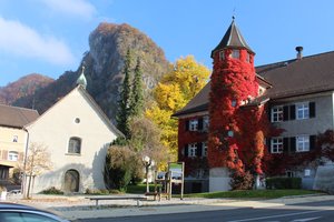 10b. Das Rathaus (Rückansicht)